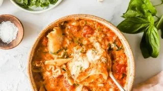 Easy Creamy Lasagna Soup